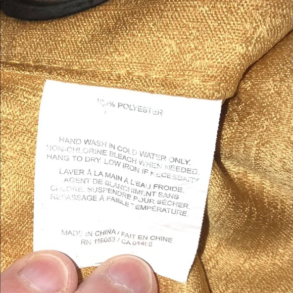 Gold curtain panels 🏡 - Picture 4 of 4